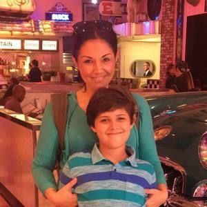 Meet your Posher, Laura